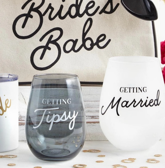 "Getting Married" Jumbo 30oz Wine Glass